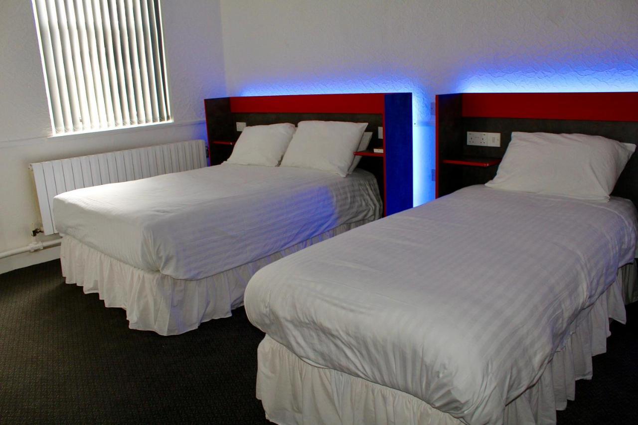 The Station Aparthotel Dudley Habitación foto
