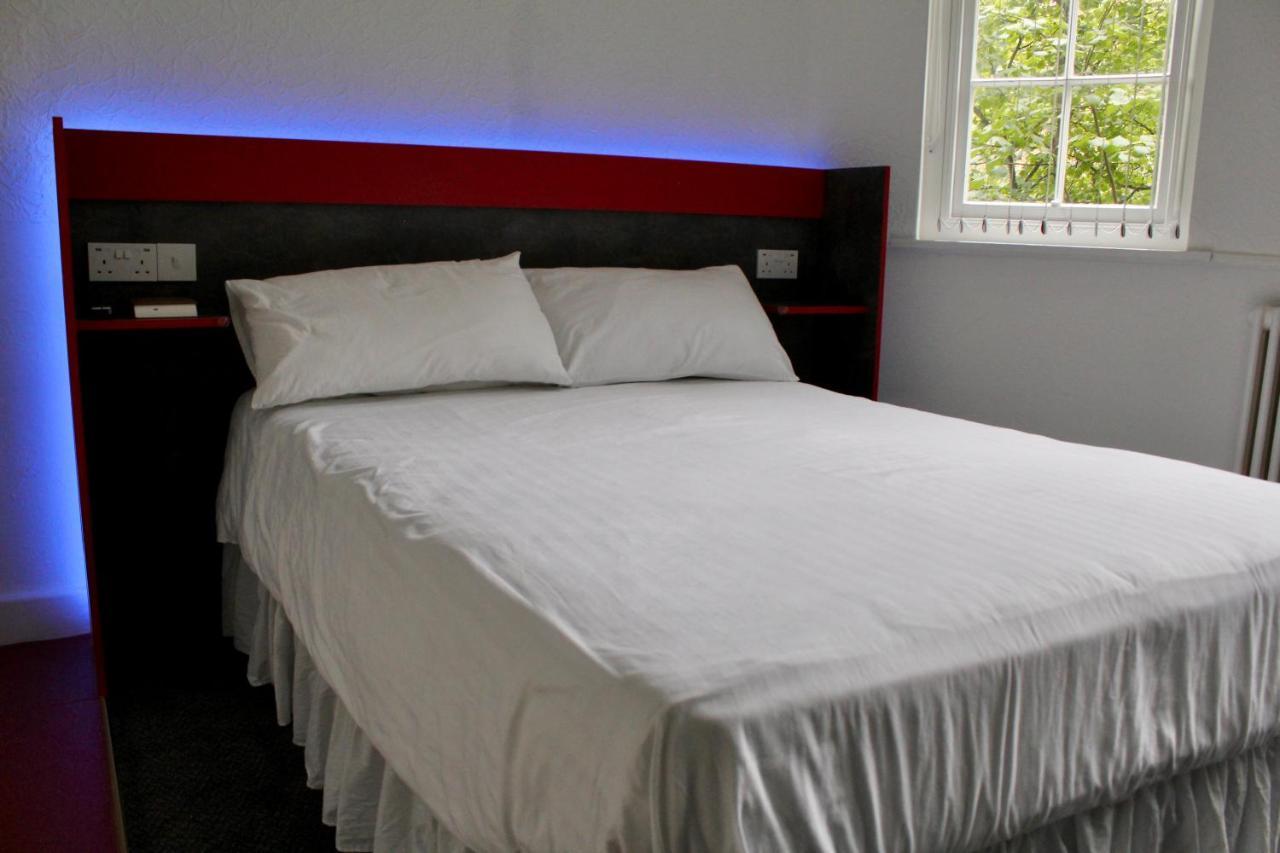 The Station Aparthotel Dudley Habitación foto